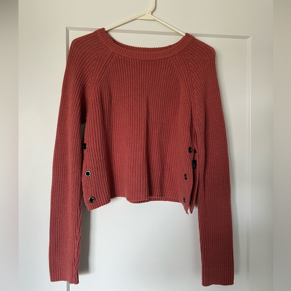 Women’s cropped sweater
